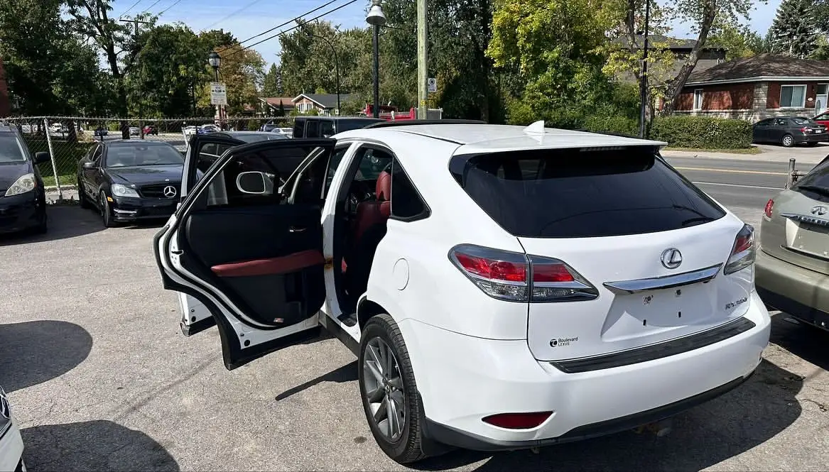 Sourced SUV Procurement